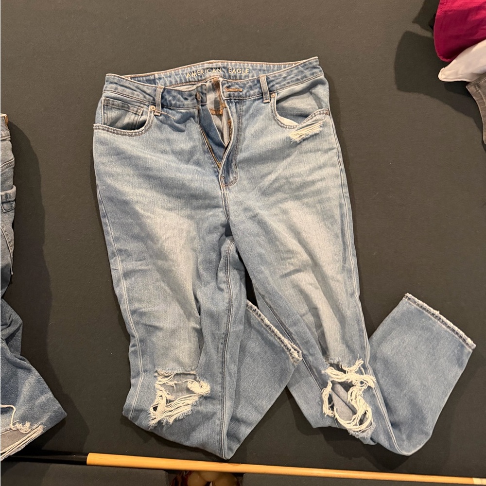 American Eagle Outfitters Light Blue Ripped Ankle Jeans